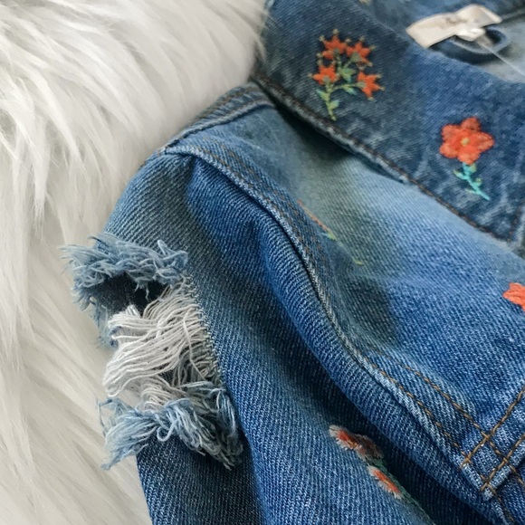 Distressed Denim Jacket Floral Embroidered Detail - Picture 15 of 16